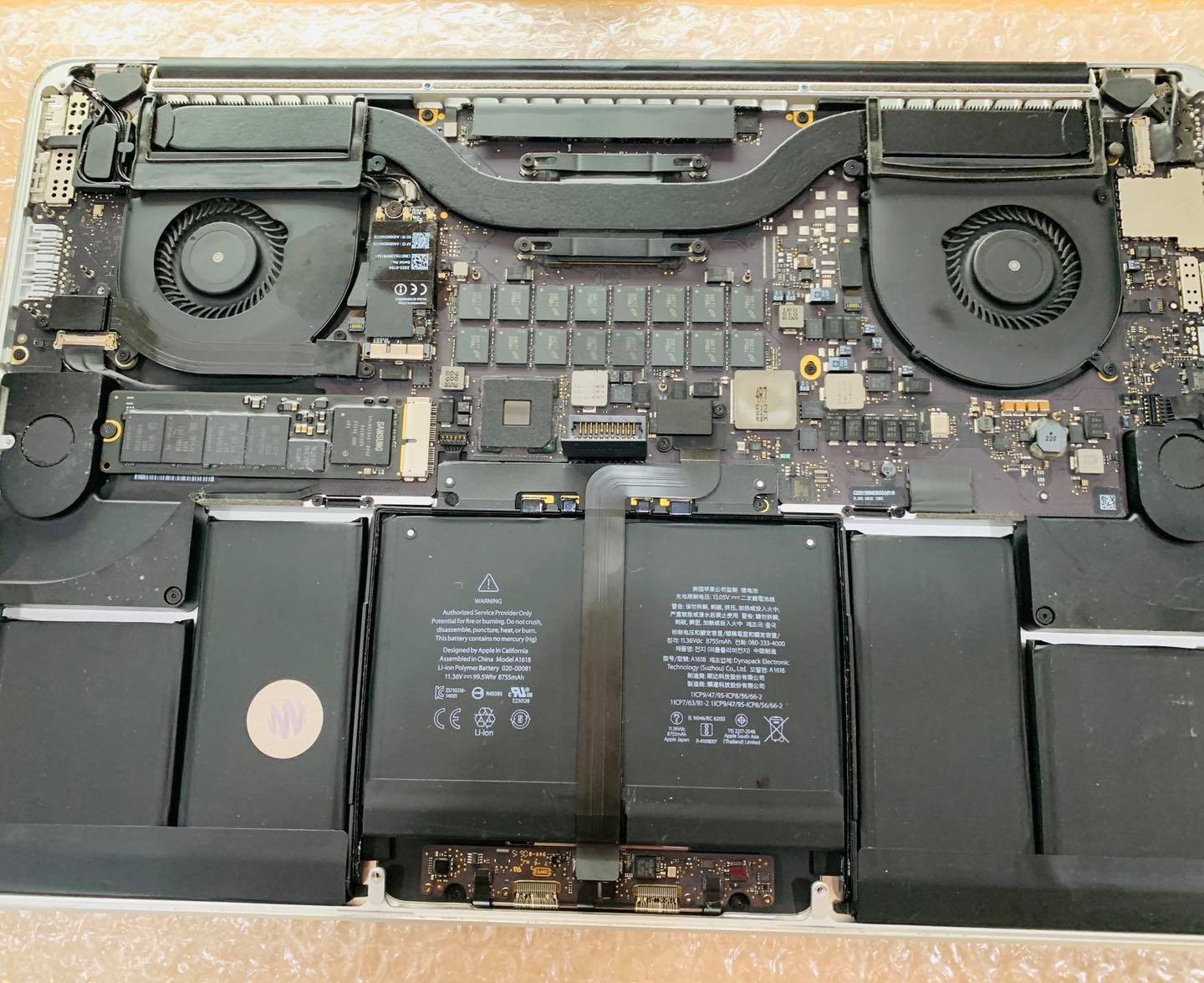 Réparation avec une batterie originale de marque APPLE !